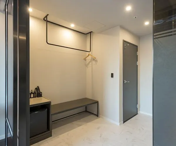 Brown-Dot Hotel Guseo Busan
