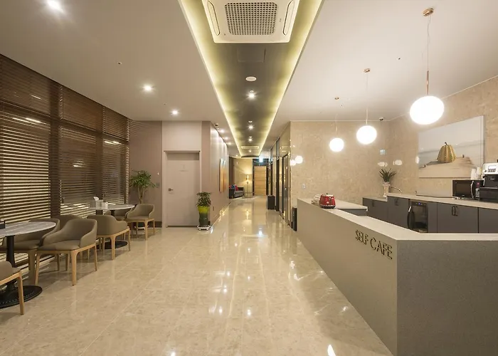 Hotel Brown-Dot Hotel Guseo Busan