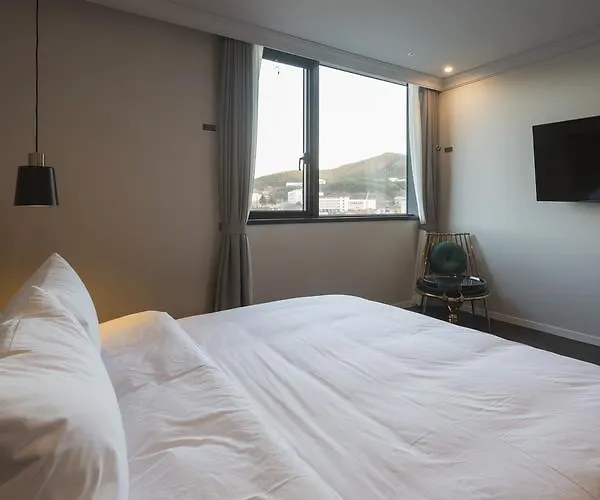 Brown-Dot Hotel Guseo 3* Busan